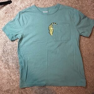 Like NEW Boys Surprise Pocket Teal Graphic T-Shirt